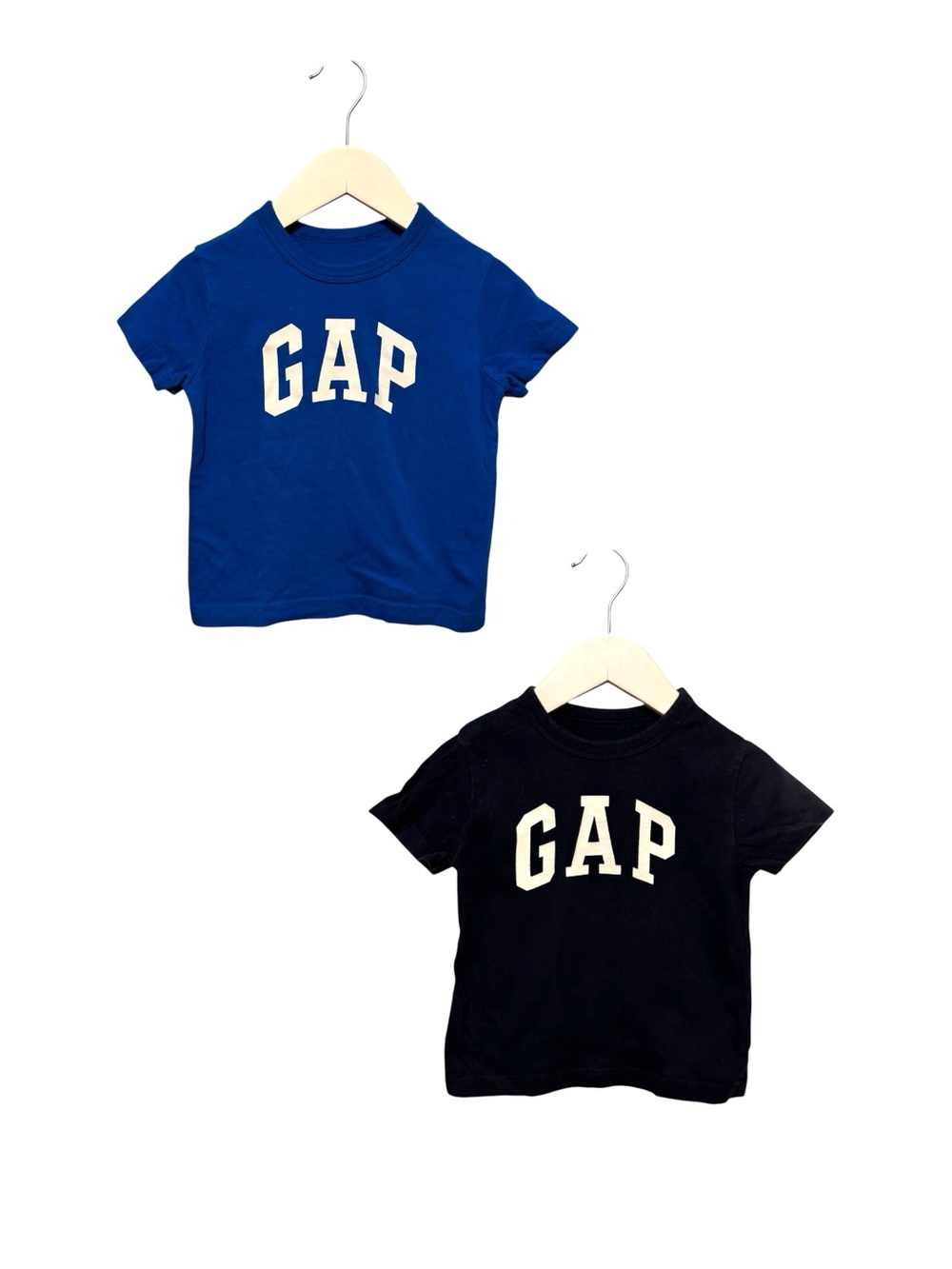 ⭐️ 5/$30 Gap Kids T-Shirt Bundle (x2) size 18-24M